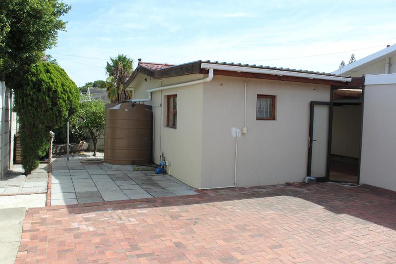 5 Bedroom Property for Sale in Churchill Estate Western Cape